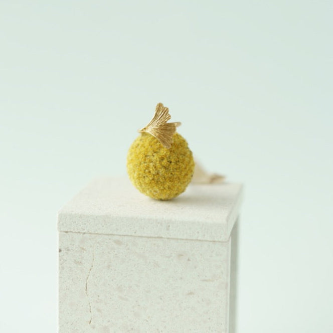 The Delicate (Grande) Ring