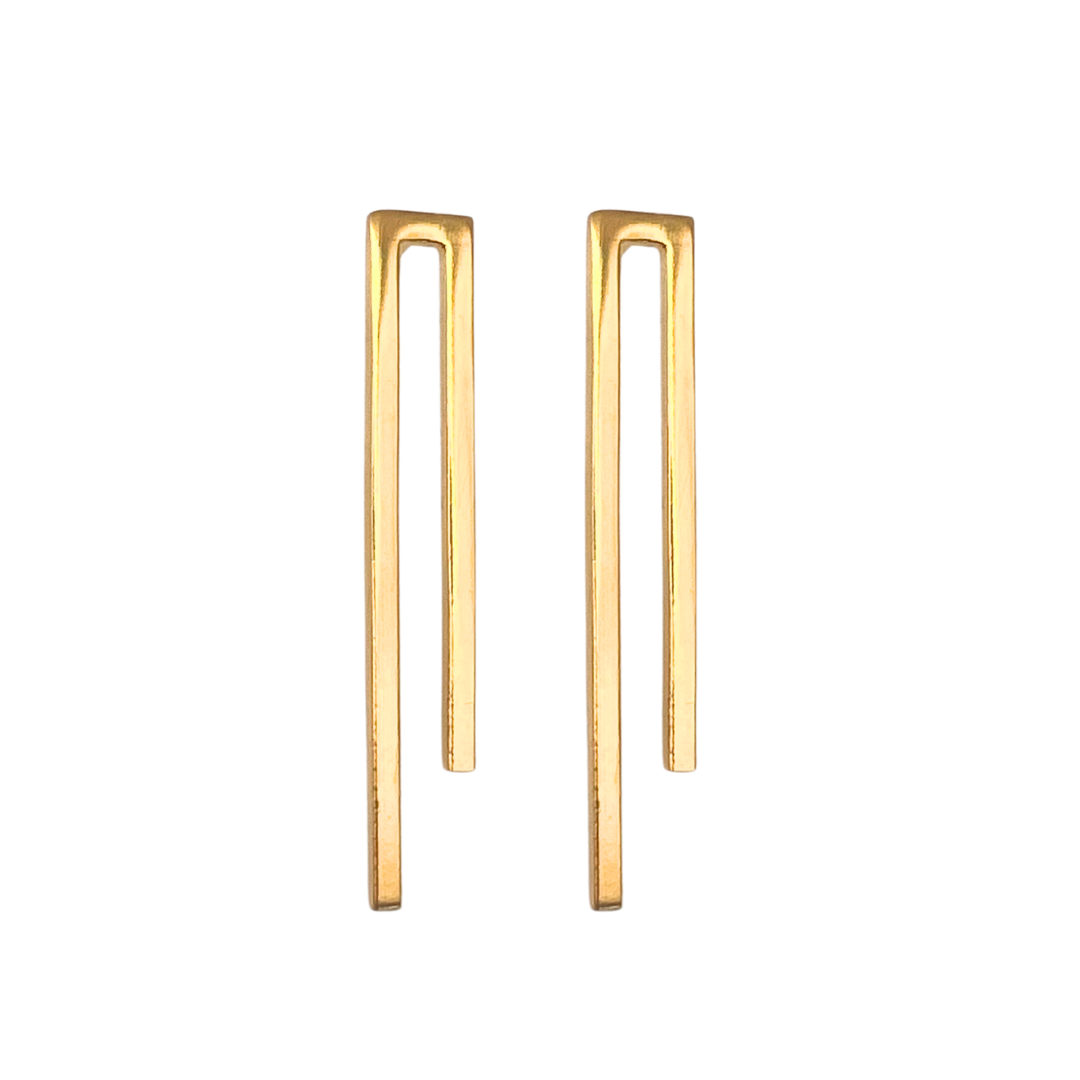 Great Dignity Earrings