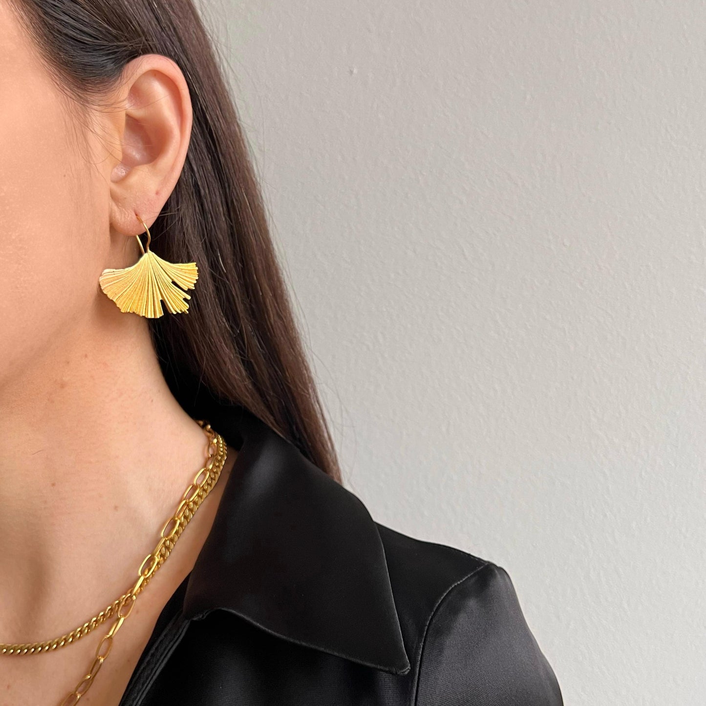 The Delicate Earrings