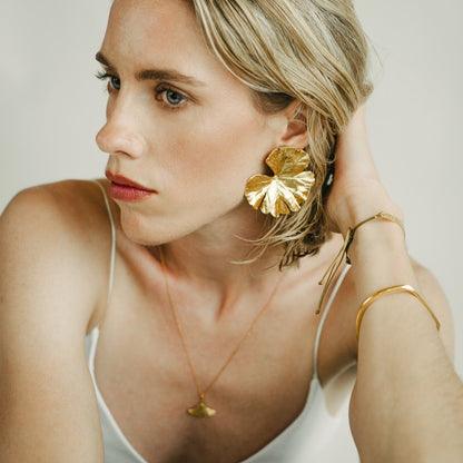 Flora - Long Minimalist Necklace