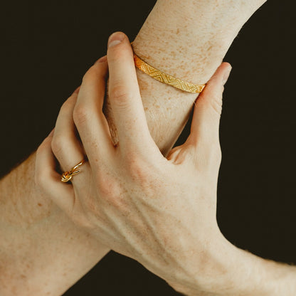 Ferry Knot Ring