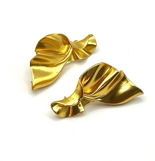 Graceful Wings Earrings - Les Reines