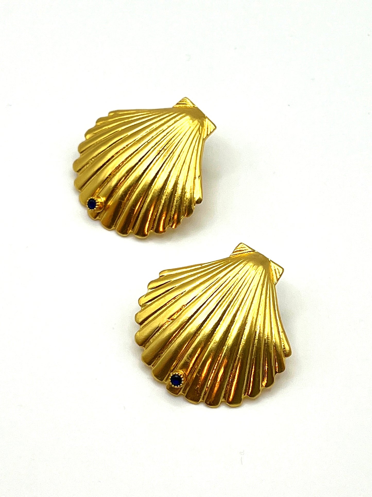 Golden Shell Earrings