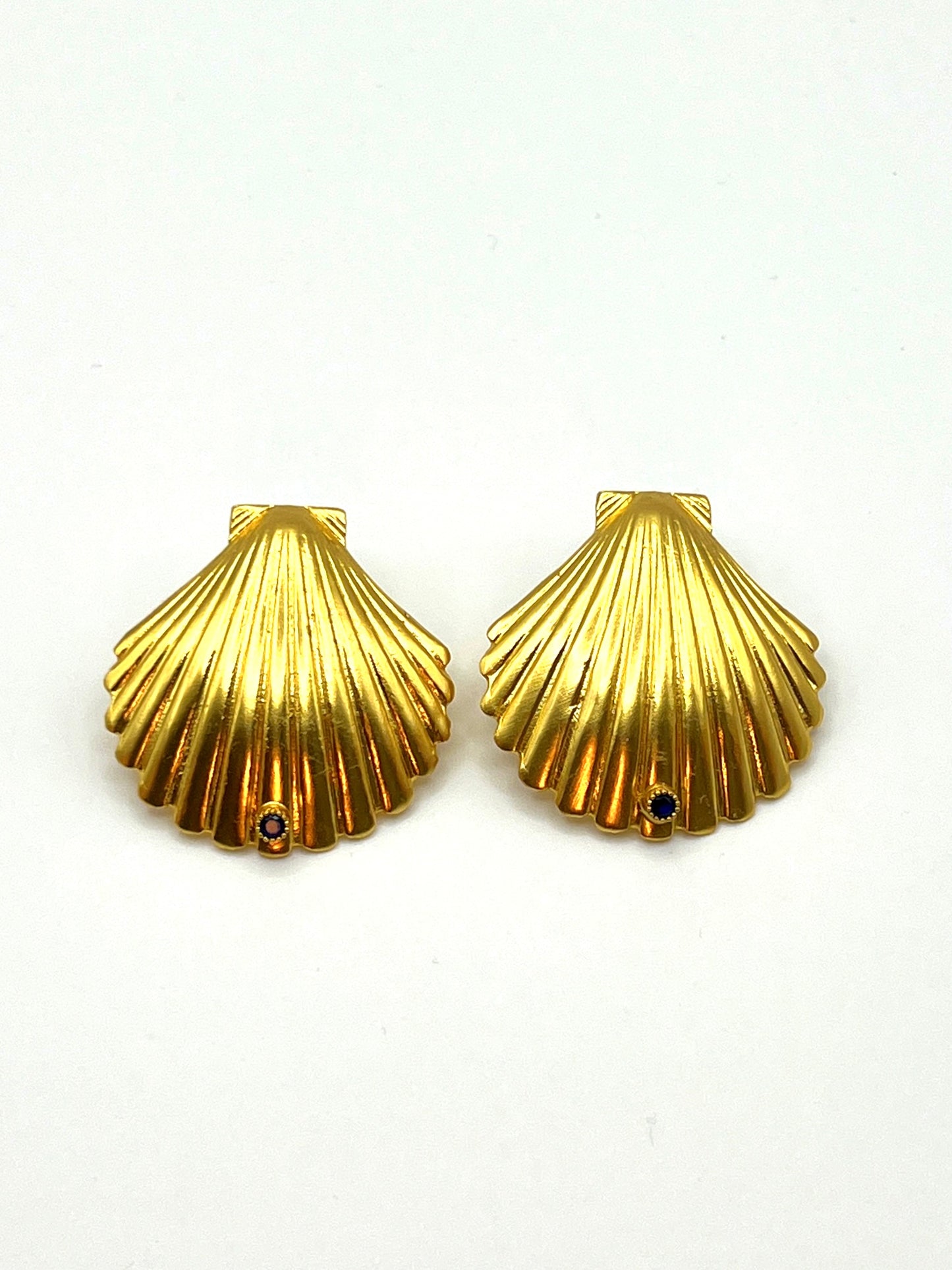 Golden Shell Earrings