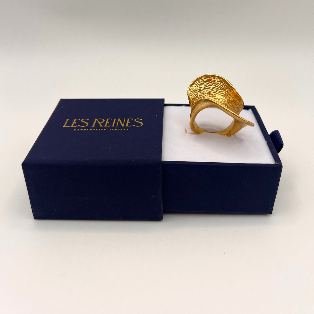 Eterna Wave Ring