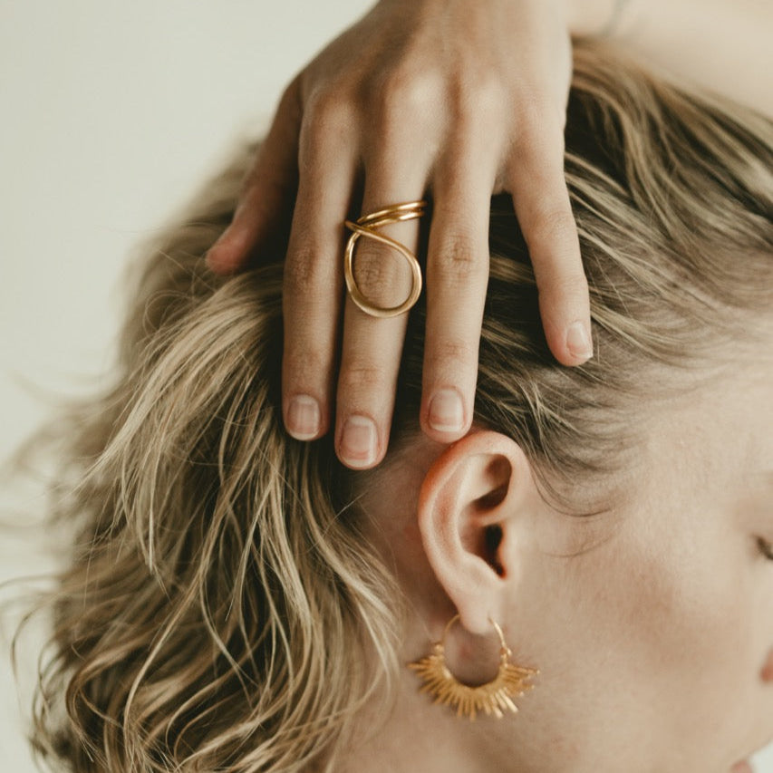 The Linéa Ring