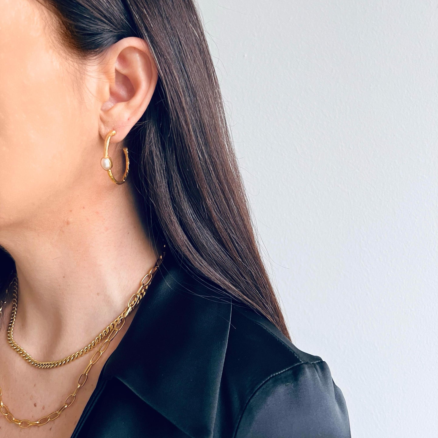 The Cirque Earrings with Pearl