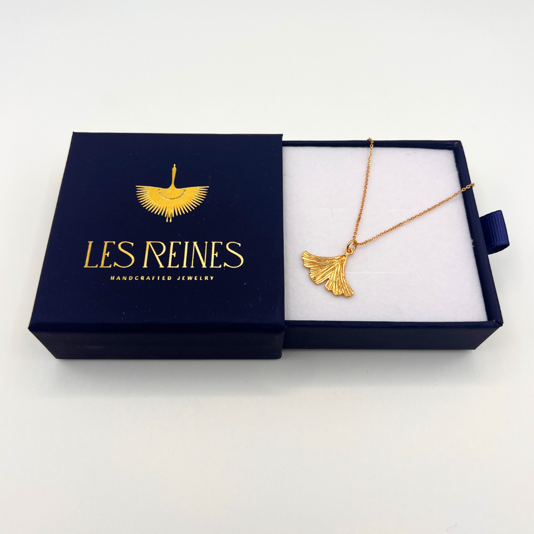 Flora - Long Minimalist Necklace