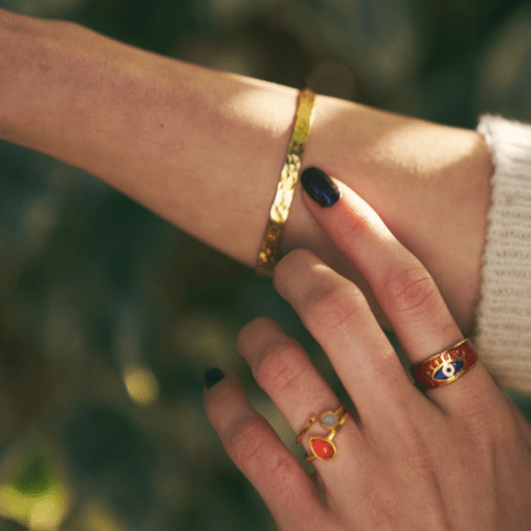 Eye of the Grand Bazaar Ring - Les Reines