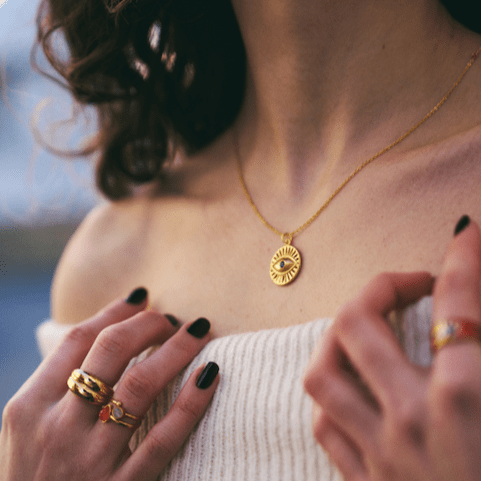 Medallion of the Eye Necklace - Les Reines